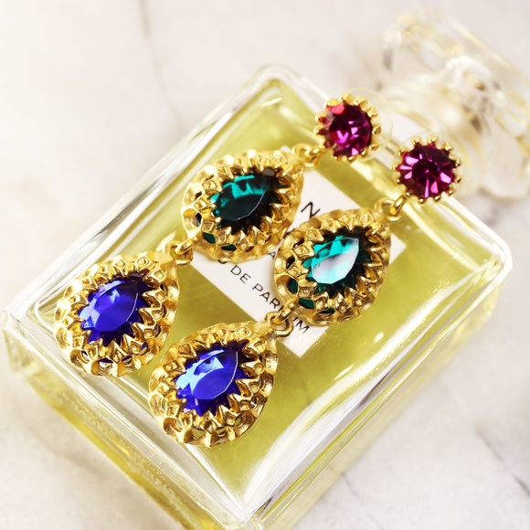 Vintage Ruby, Emerald & Blue Sapphire in Gold Setting Luxurious Pierced Earrings - Picture 12 of 12